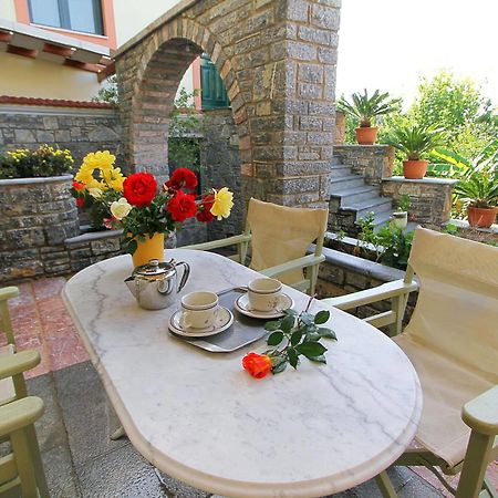 Cozy Residences In The Center Of Volissos Village - Lydia Lithos- מראה חיצוני תמונה