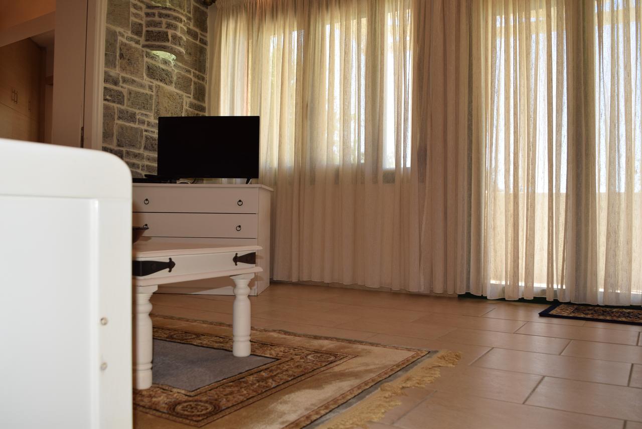 Cozy Residences In The Center Of Volissos Village - Lydia Lithos- מראה חיצוני תמונה